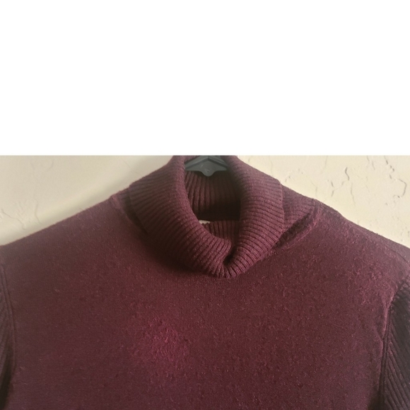 Vintage 90s Norton McNaughton Turtleneck Burgundy Silk Wool Sweater Classic M - Picture 7 of 10